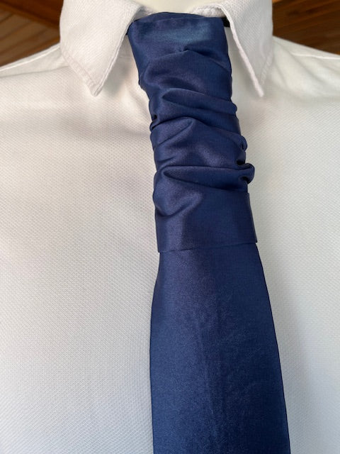 Corbata azul Ascot