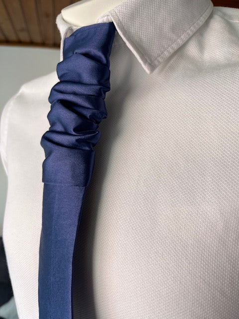 Corbata azul Ascot