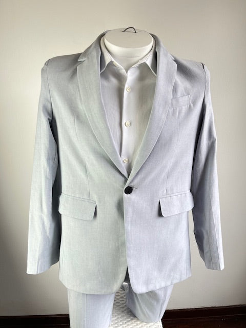 Traje Gris Claro