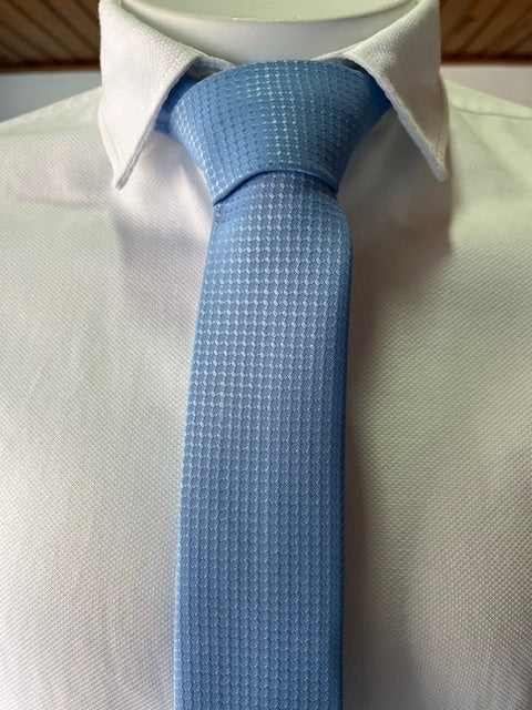 Corbata azul claro